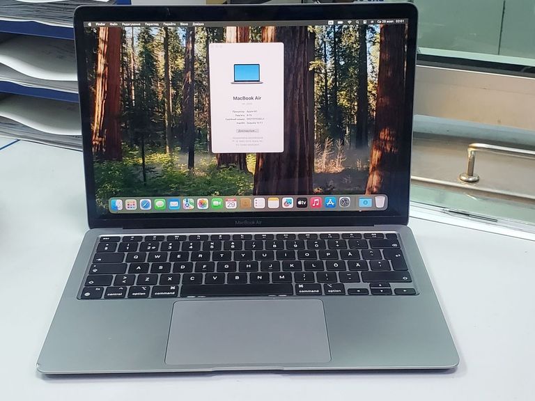Купить Apple MacBook Air 13'' Late 2020 Б/У