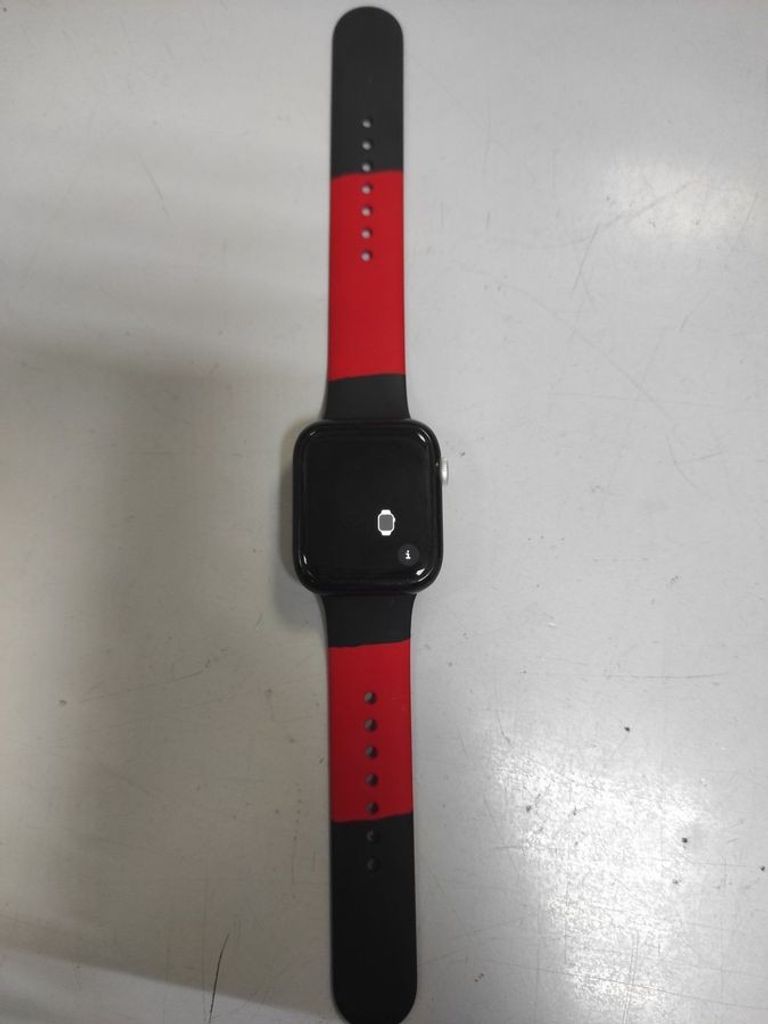 Дешево Apple watch series 5 gps 44mm aluminium case a2093 з ломбарду