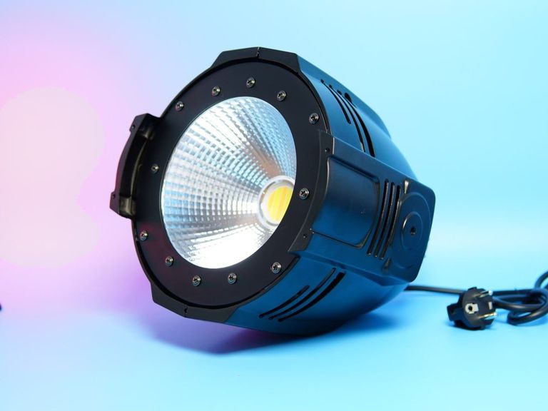 Купити LED прожектор STLS Par COB 200w RGBW. Новий. Б/У