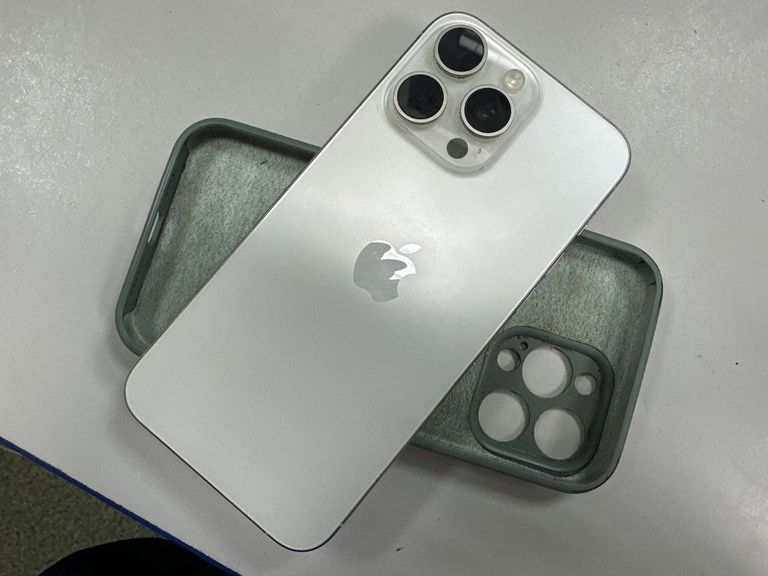 Оголошення Apple iPhone 15 Pro Max 256GB Blue Titanium (MU7A3) Б/У