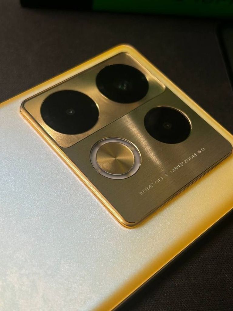 Розпродаж Infinix Note 40 Pro 8/256GB Obsidian Black, продавець Техноскарб