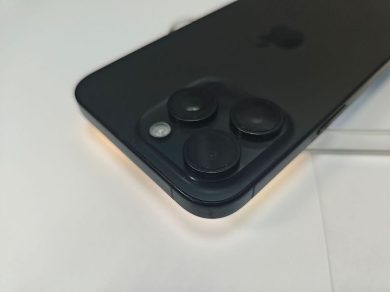 Apple iphone 15 pro max 256gb Код:01-200806418. Изображение 10