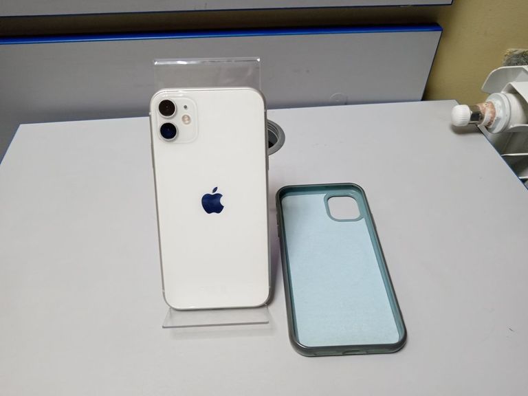 Дешево Apple iphone 11 64gb з ломбарду