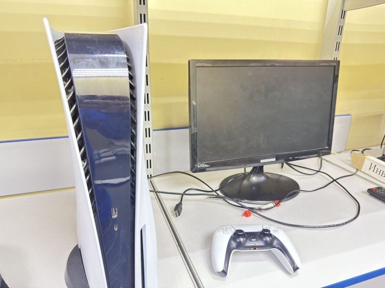 Купити Sony PlayStation 5 825GB Б/У