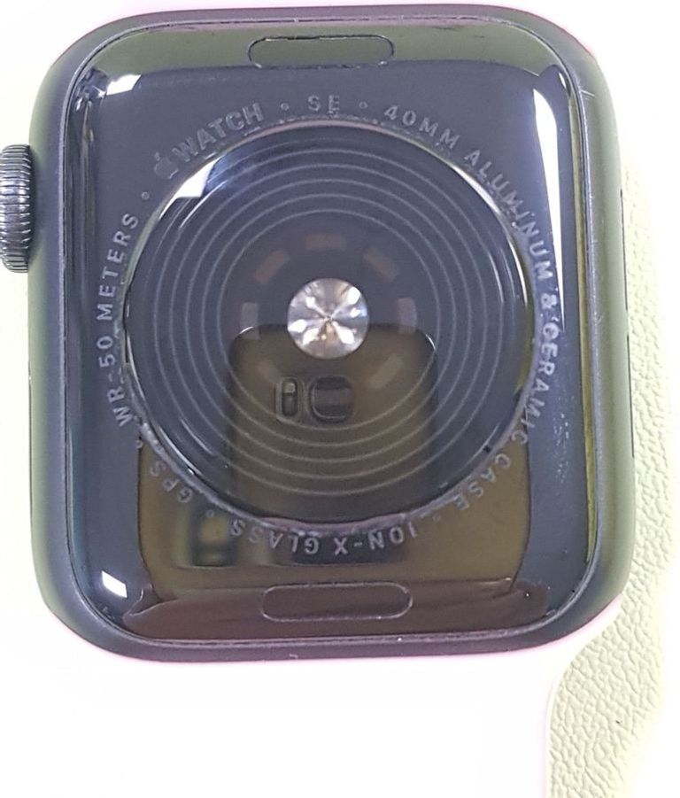 Apple watch se gps 40mm aluminum case Код:01-200829470. Изображение 5