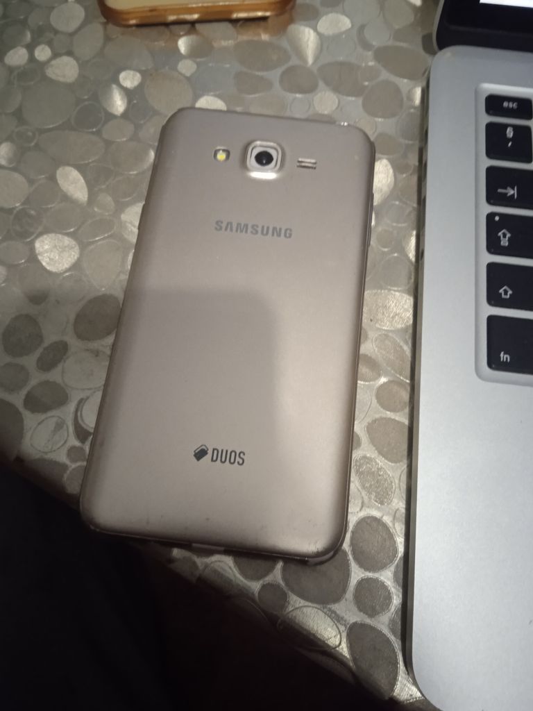 Оголошення Samsung Galaxy J7 2017 16GB Gold (SM-J730FZDN) Б/У