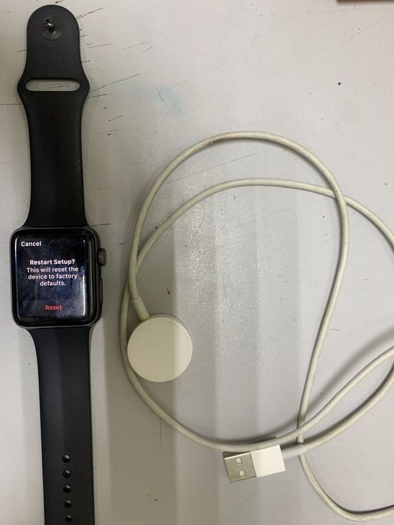 Apple watch series 3 gps 42mm aluminium case a1859 Код:01-200829153. Зображення 5