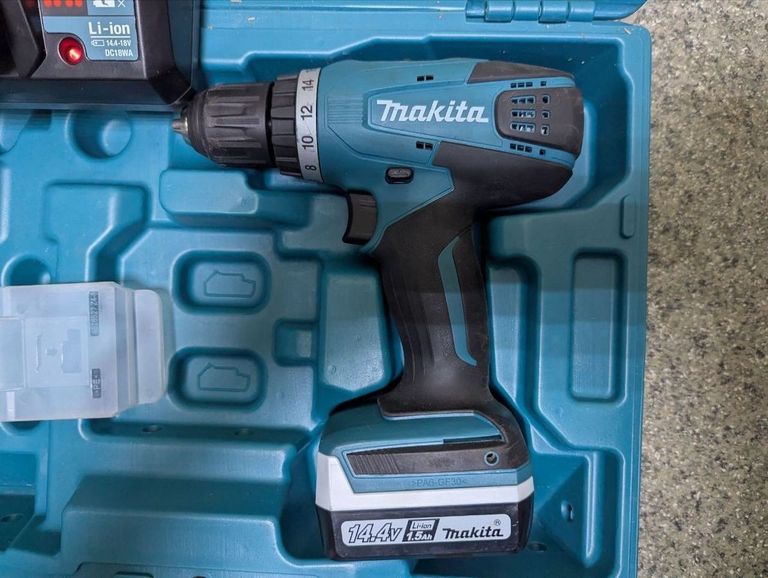 Объявление Makita df347d 2акб 1.5ah зп Б/У