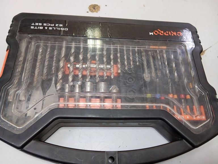 Оголошення Dnipro-M impact 62 pcs набір біт та свердл, 62 шт. Б/У