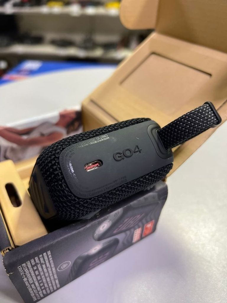 Дешево Jbl go 4 з ломбарду