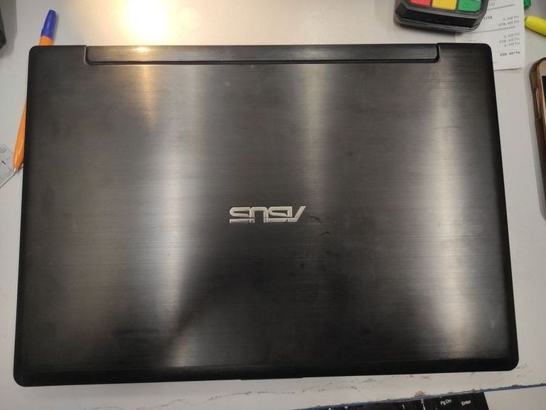 Дешево Asus 15/pentium 2117u ddr3/4gb ddr3/hdd 500 gb/ssd *відсутній/geforce 740m з ломбарду