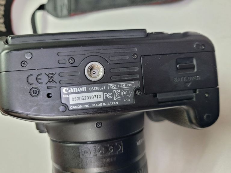 Canon eos 650d + canon ef-s 18-55mm 1:3.5-5.6 is ii Код:01-200856046. Зображення 8