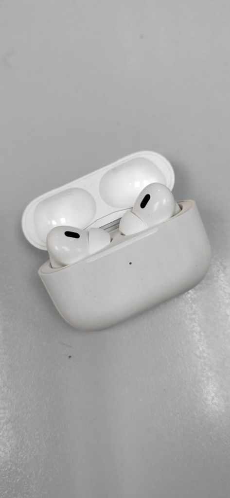 Купить Apple airpods pro 2nd generation magsafe Б/У