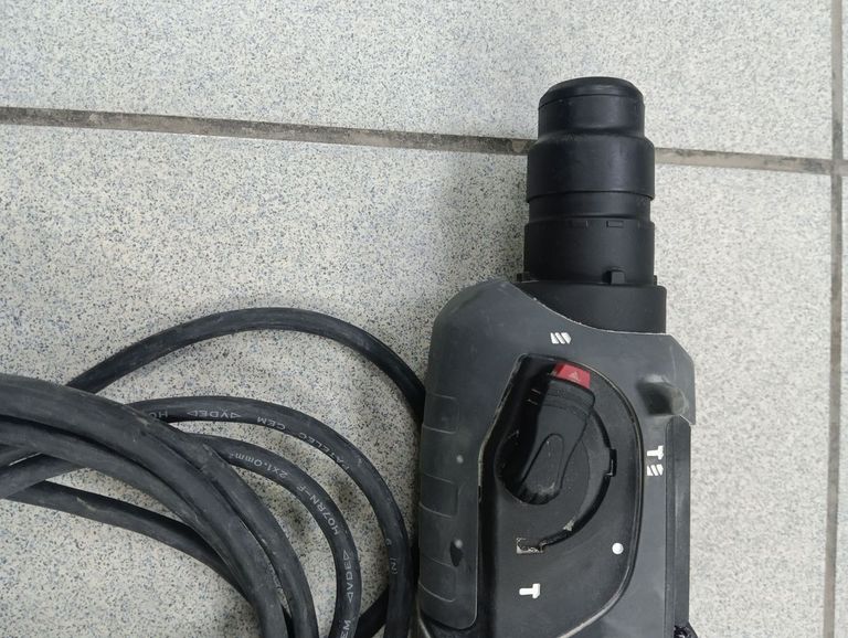 Распродажа Makita HR2470, продавец Техноскарб