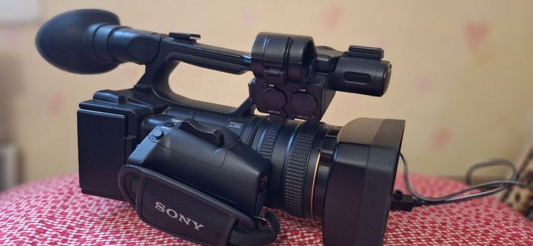 Оголошення Sony HXR-NX5R NXCAM Б/У