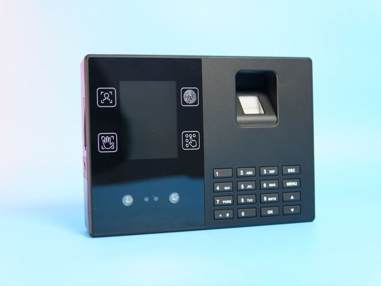 Дешиво Attendance machine T200 с ломбарда