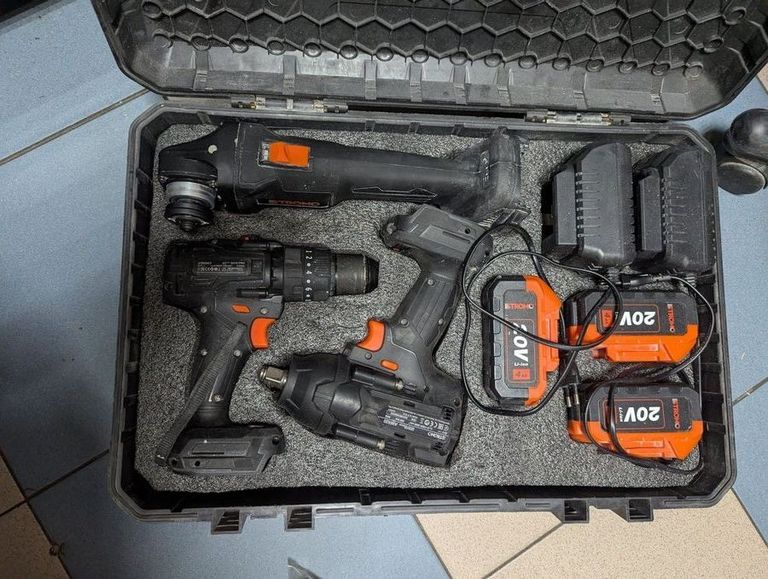 Купити Stromo aga 180/ aha 20/ sa18 pro 3акб 2зп Б/У