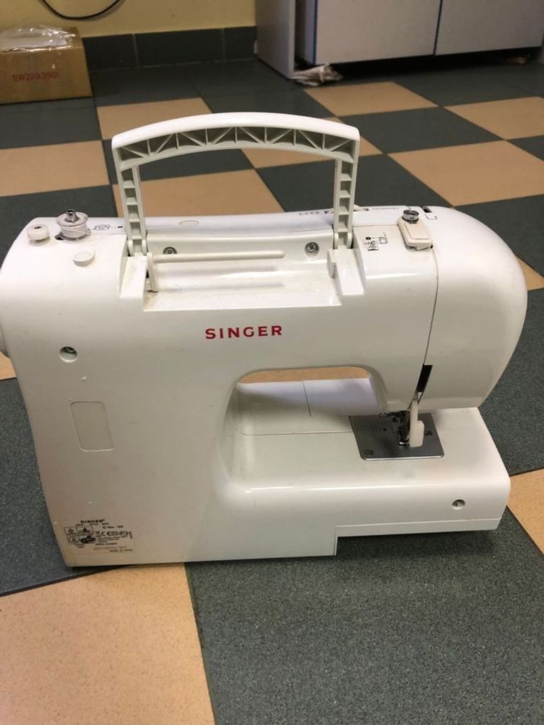 Дешево Singer Tradition 2250 з ломбарду