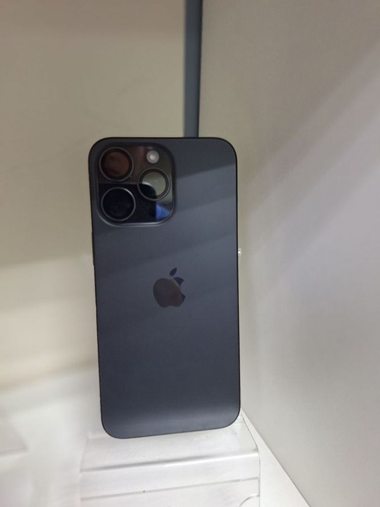Купити Apple iphone 15 pro max 1tb Б/У