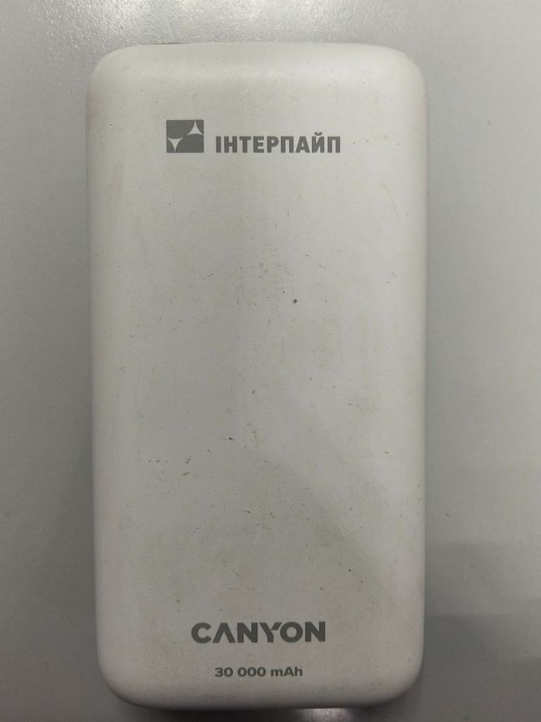 Купити Canyon cne-cpb301b 30000mah Б/У
