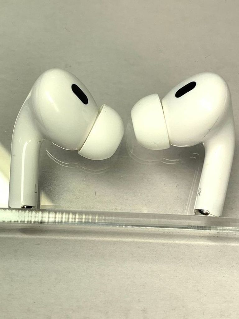 Apple airpods pro 2nd generation with magsafe charging case usb-c Код:01-200907881. Зображення 5