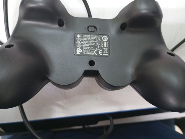 Оголошення Logitech Gamepad F310 Б/У