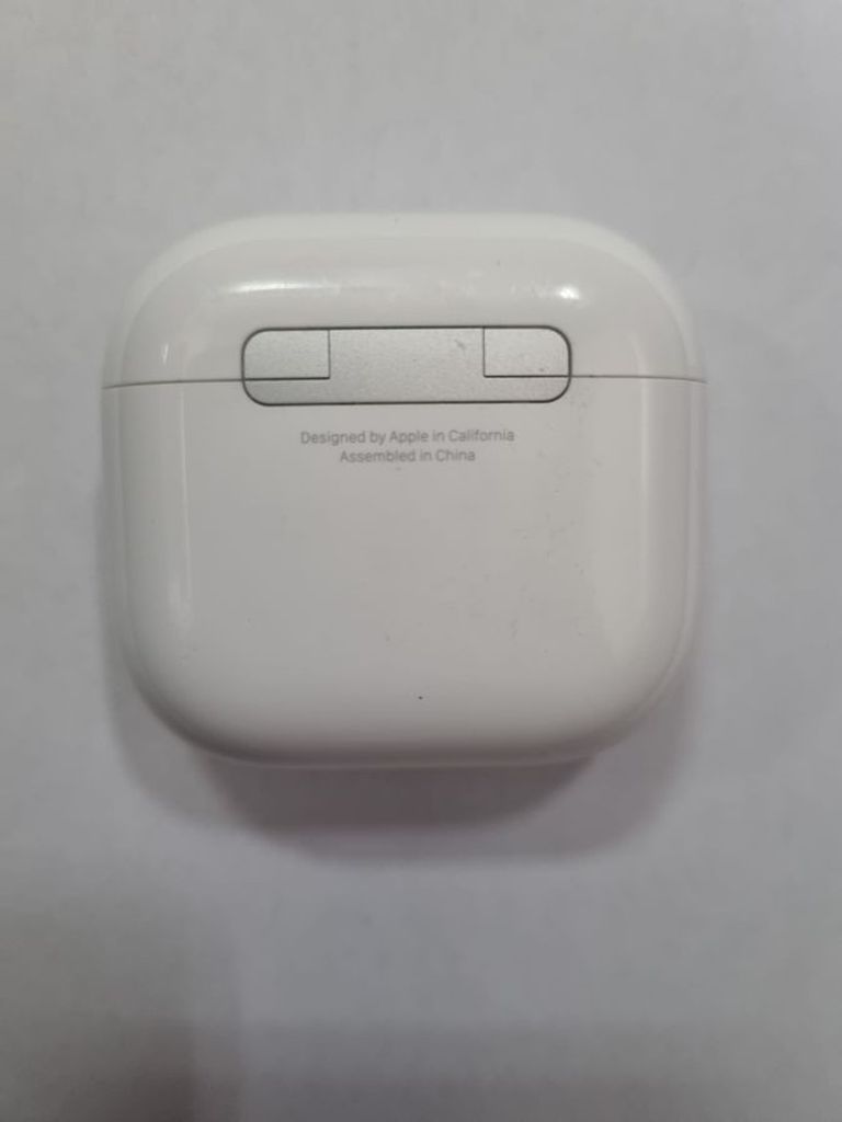 Купити Apple airpods 4 Б/У