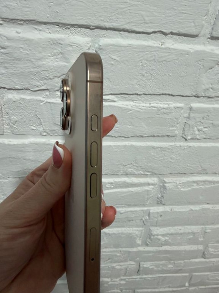 Apple iPhone 16 Pro Max 256GB Desert Titanium (MYWX3) Код:null. Зображення 5