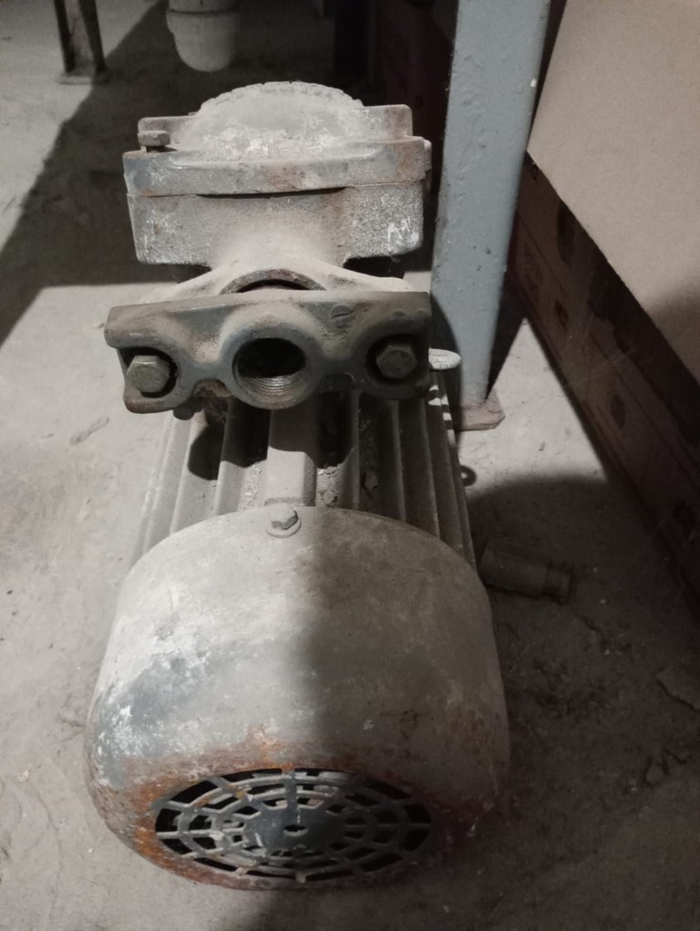 Дешево асинхронний ссср з ломбарду