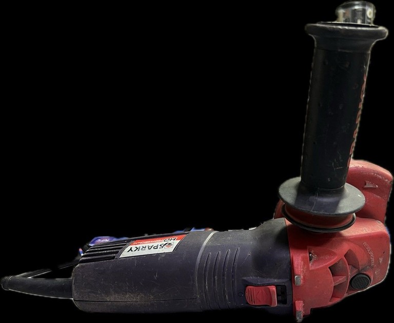 Дешиво Sparky m 750e hd с ломбарда