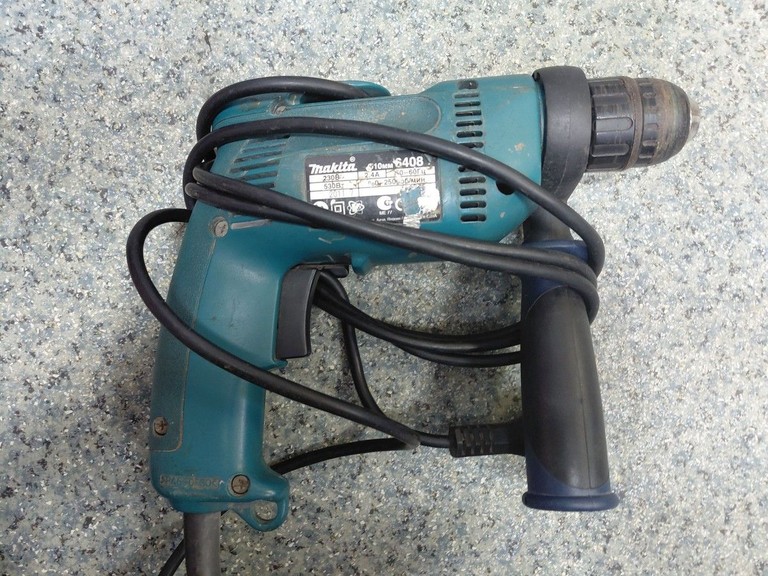 Купити Makita 6408 Б/У