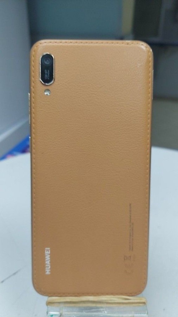 Дешево Huawei y6 2019 2/32gb з ломбарду