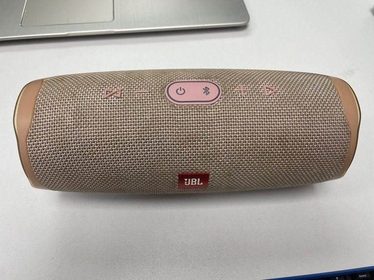 Купить Jbl charge 4 Б/У