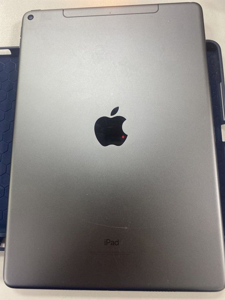Оголошення Apple ipad air 10.5" 3gen 256gb wi-fi a2123 lte Б/У