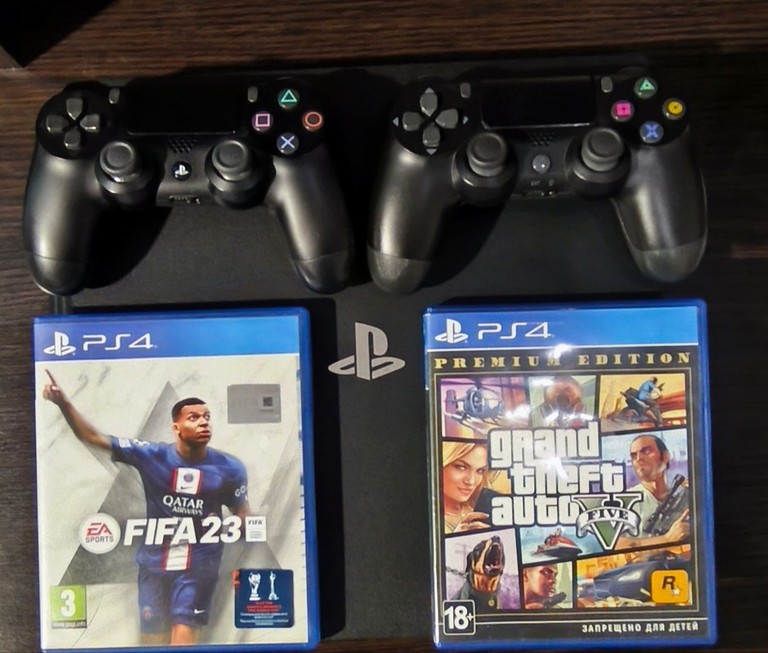 Оголошення Sony Playstation 4 Pro 1TB + DualShock 4 Б/У