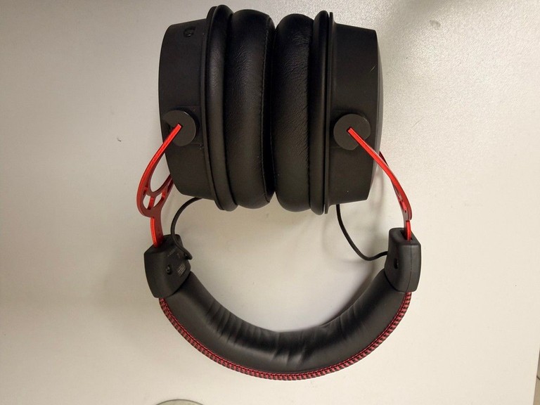 Оголошення Hyperx cloud alpha/red Б/У