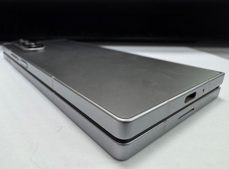 Samsung galaxy fold6 12/512gb Код:01-200989086. Изображение 11