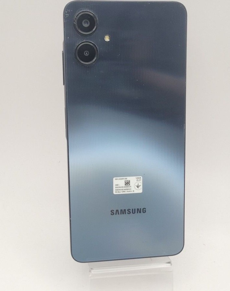 Розпродаж Samsung galaxy a06 4/128gb, продавець Техноскарб