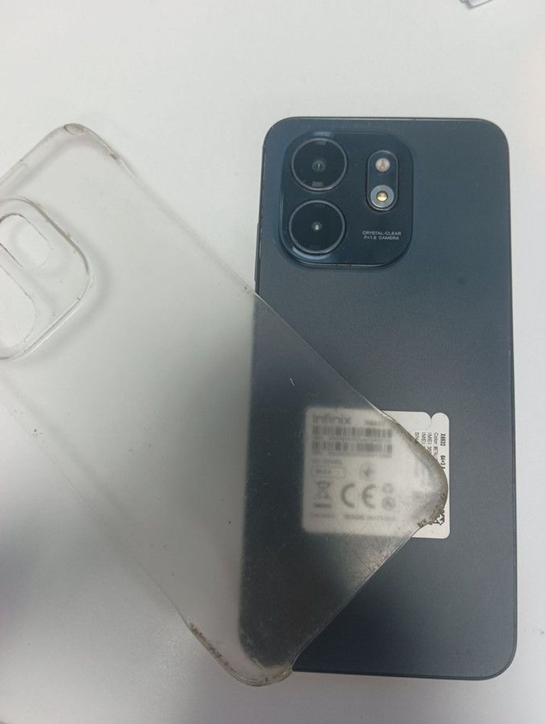 Дешево Infinix smart 9 3/64gb з ломбарду