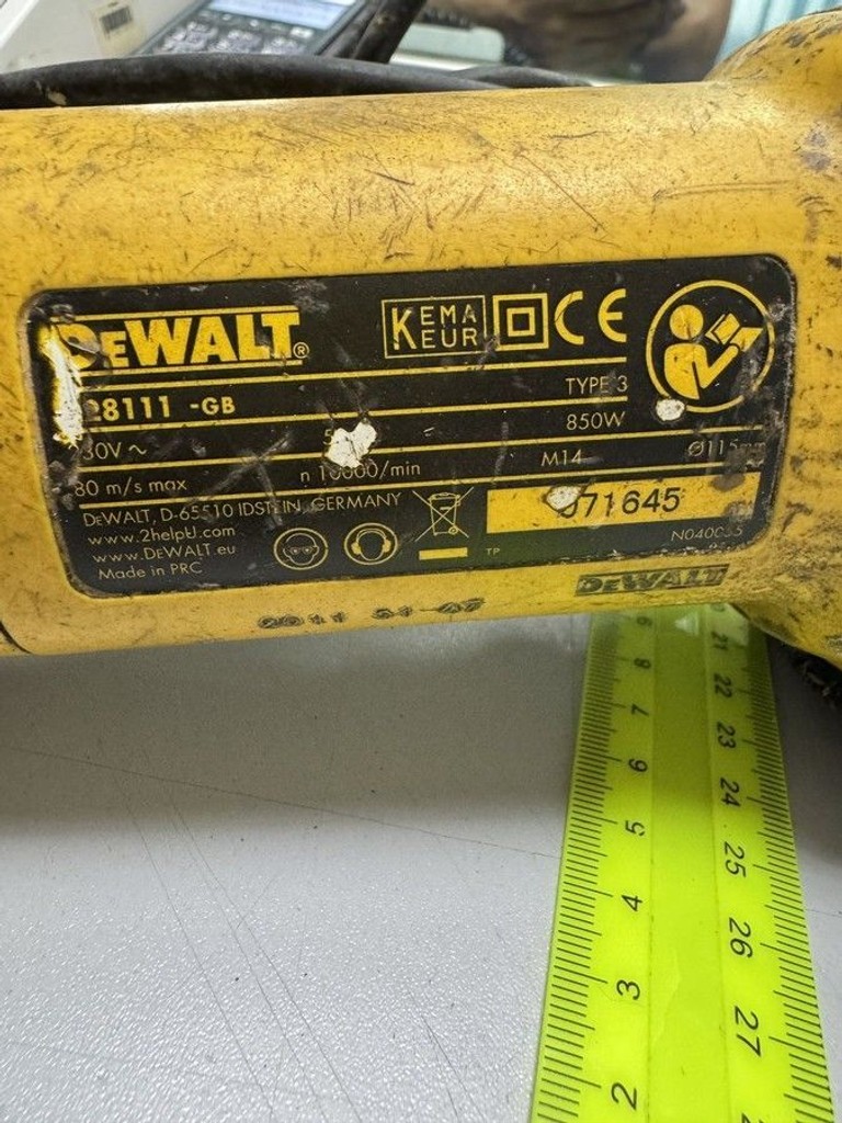Оголошення Dewalt d28111 Б/У