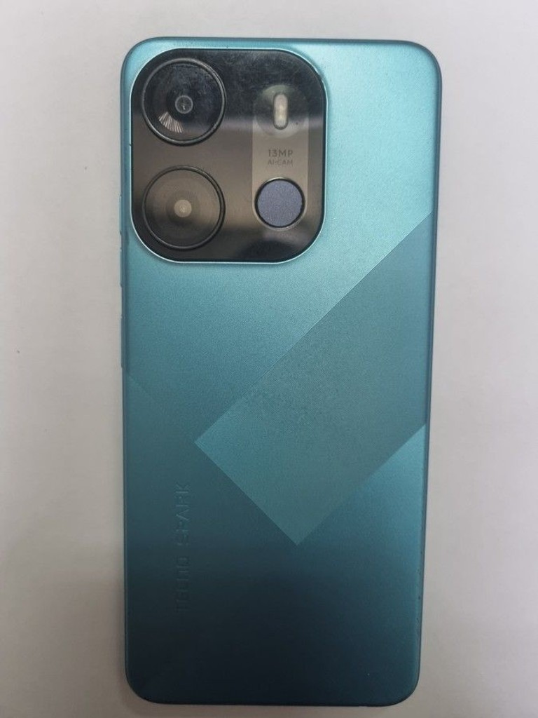 Дешево Tecno spark go 2023 bf7n 3/64gb з ломбарду