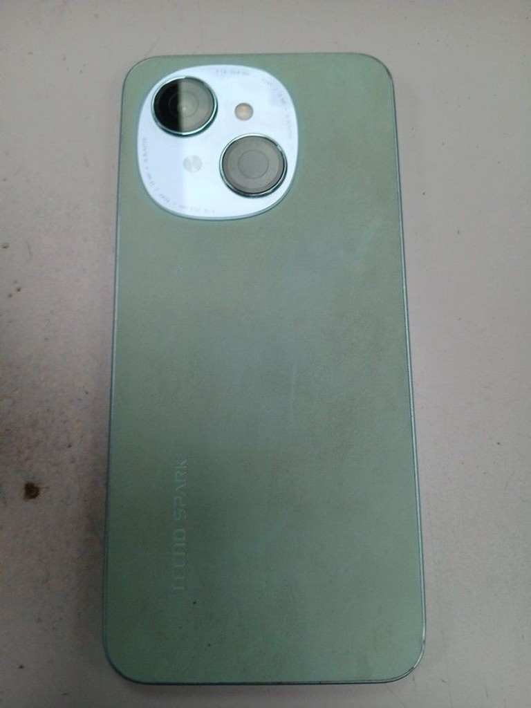 Оголошення Tecno Spark Go 1 KL4 4/64GB Magic Skin Green (4894947050084) Б/У