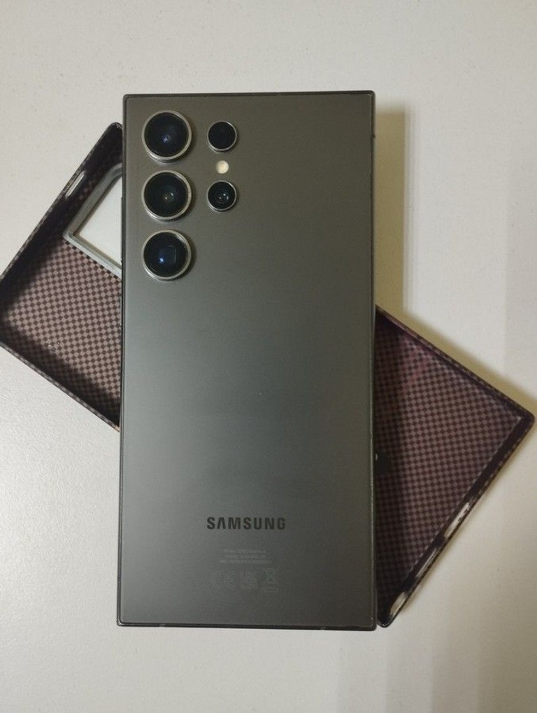 Дешево Samsung galaxy s24 ultra 12/256gb з ломбарду