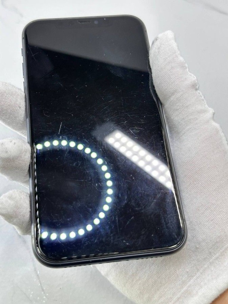Apple iphone 11 128gb Код:01-201116379. Зображення 6