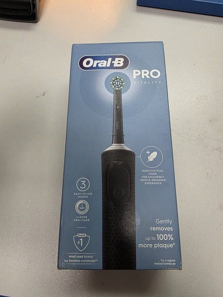 Дешево Oral-b Vitality D103 PRO Protect X Clean D103.413.3 Black з ломбарду