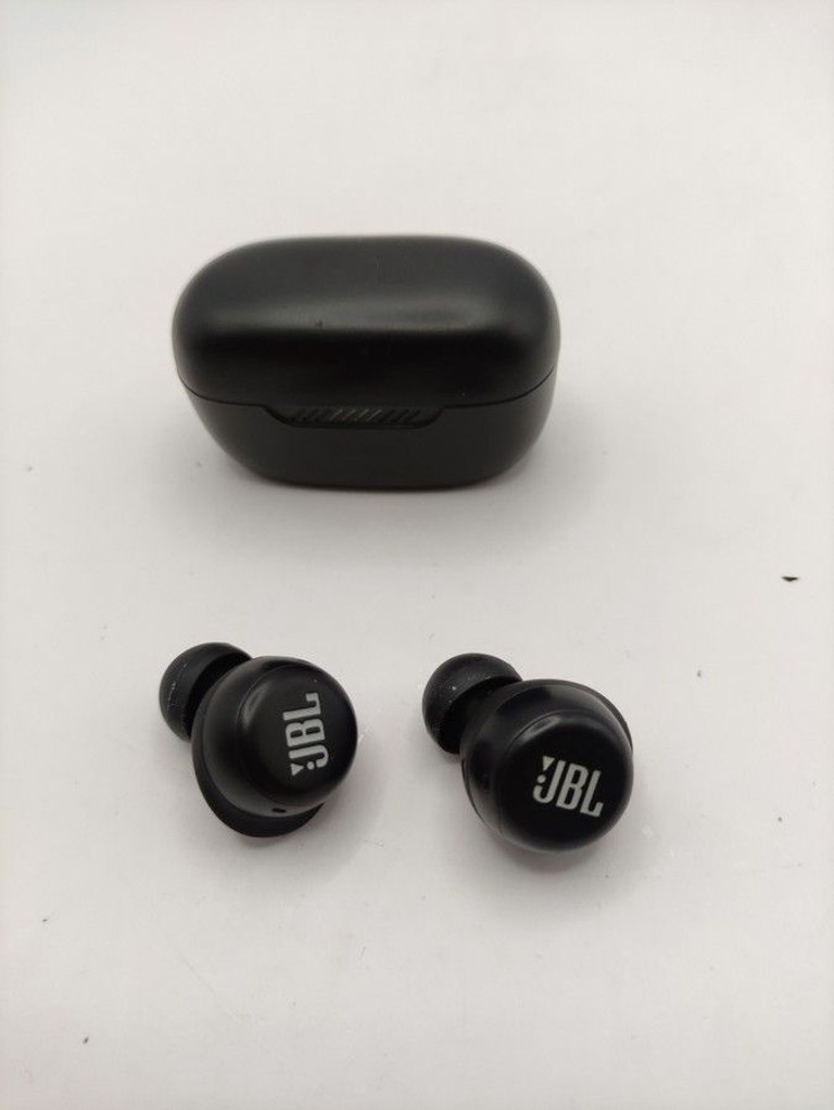 Оголошення Jbl live free nc+ tws Б/У