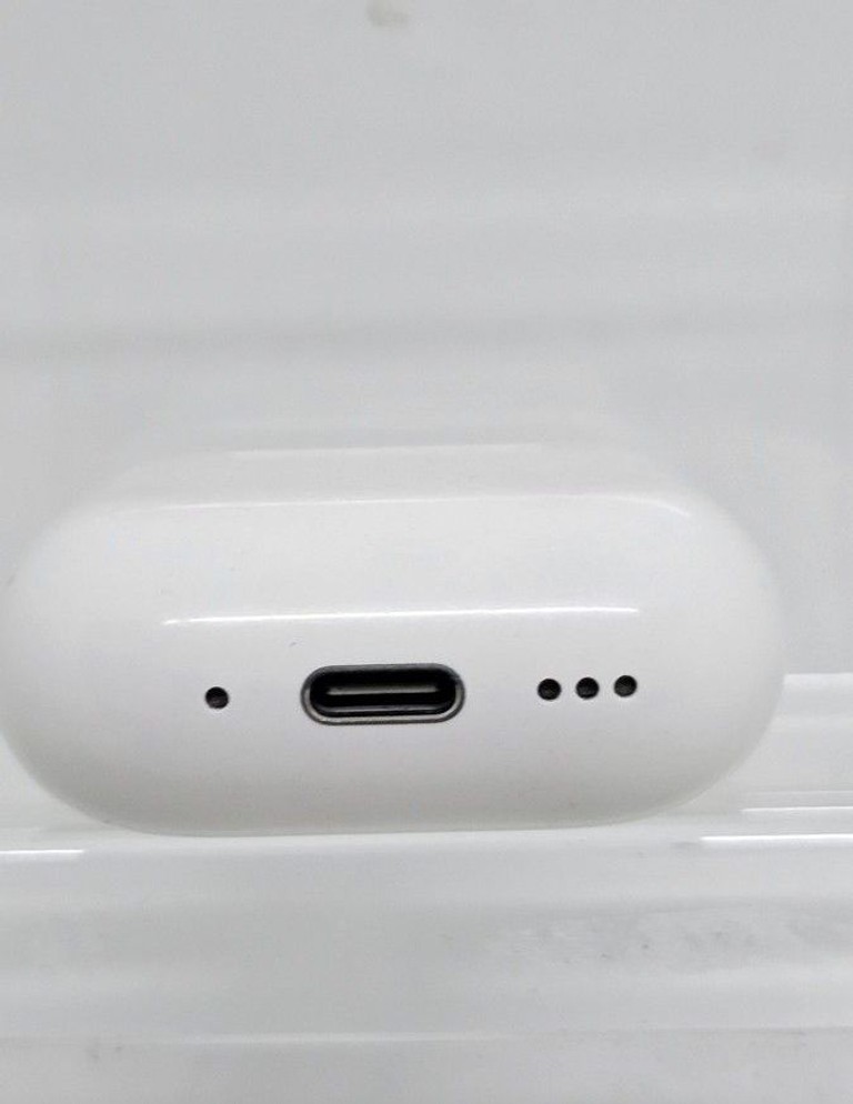 Apple airpods 4 with active noise cancellation Код:01-201052967. Зображення 6
