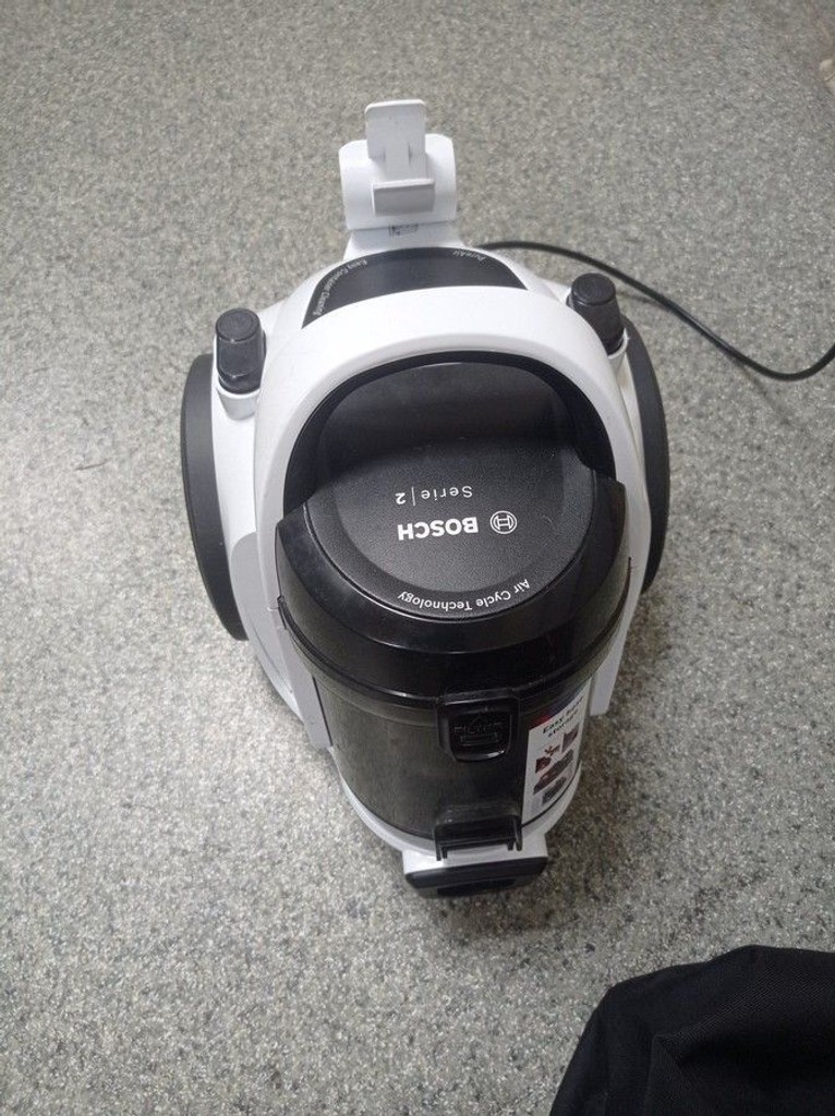 Купити Bosch Serie 2 BGS05A225 Б/У