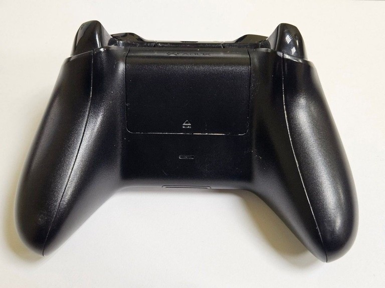 Дешево Microsoft Xbox One Wireless Controller Black з ломбарду