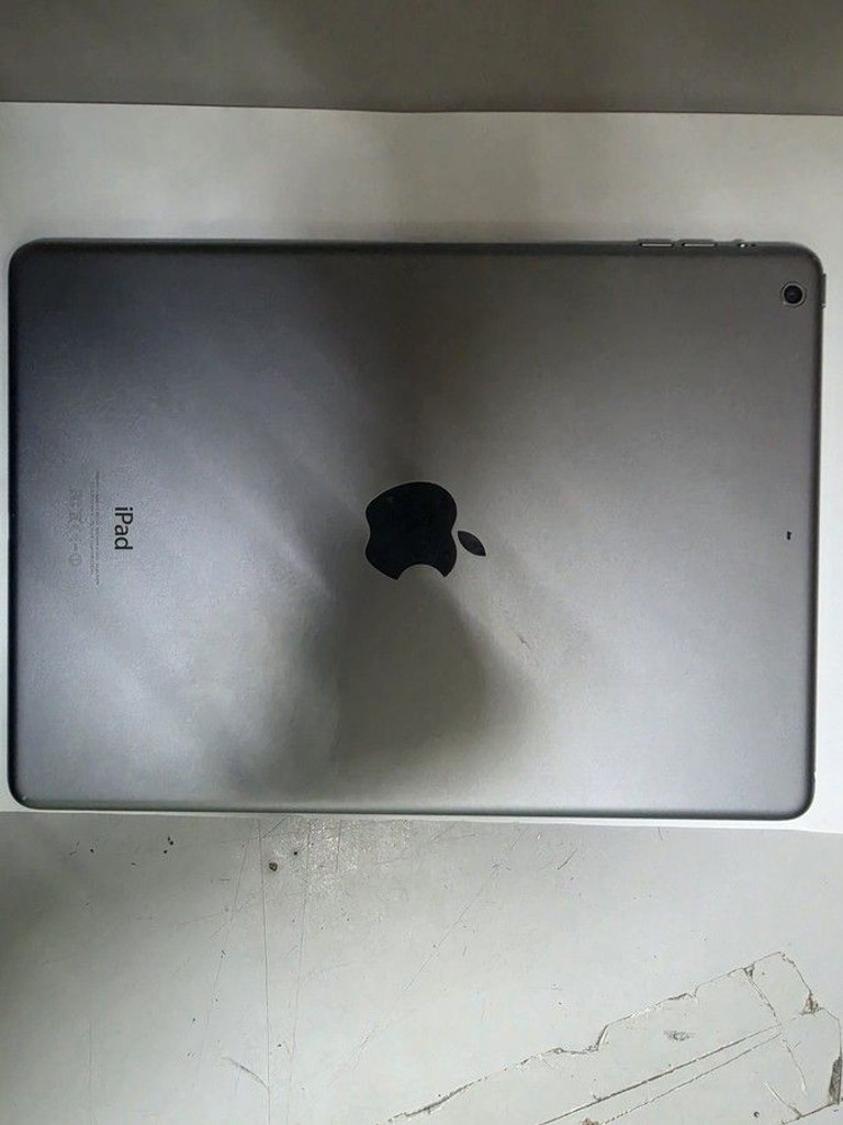Дешево Apple iPad Air 2 Wi-Fi + Cellular 32GB Space Gray (MNW12, MNVP2) з ломбарду